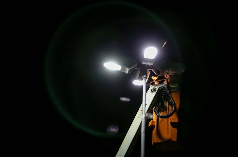 Mais de 500 novas luminárias são instaladas esta semana