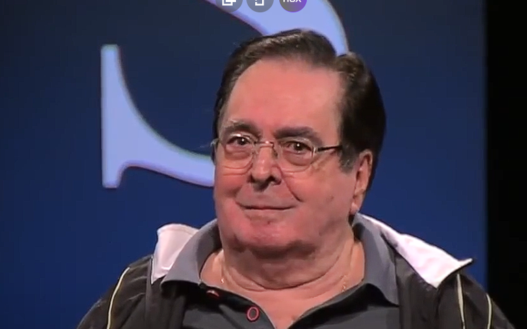 Benedito Ruy Barbosa recebe alta e deixa hospital após um mês internado