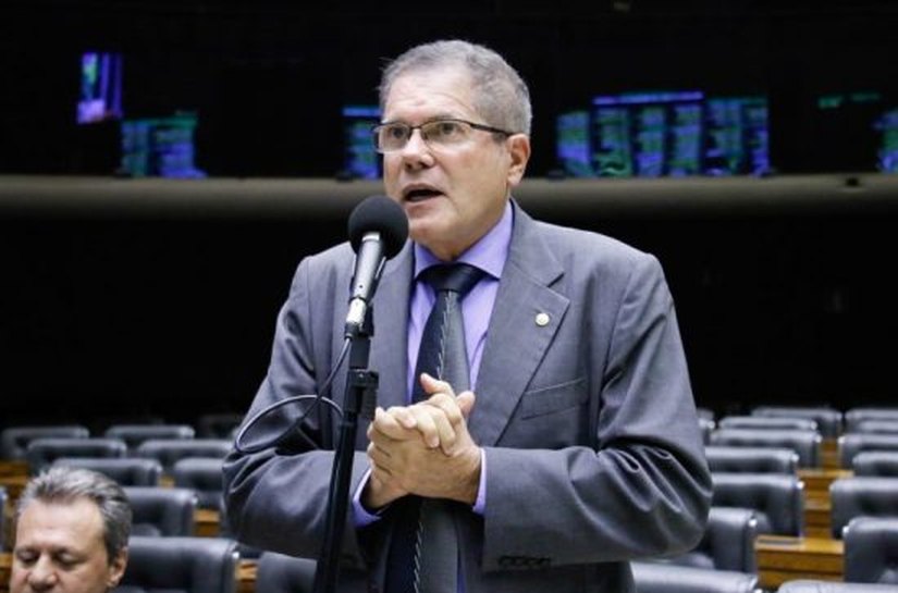 Deputado federal da Bahia e delator do orçamento secreto manejou sozinho R$ 152 milhões em emendas