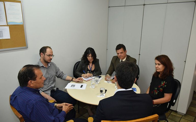 Fecomércio e Sebrae se reúnem com BNB e Desenvolve