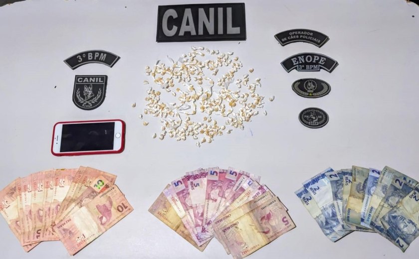 PM prende foragido por estelionato e apreende arma, drogas e menores por tráfico