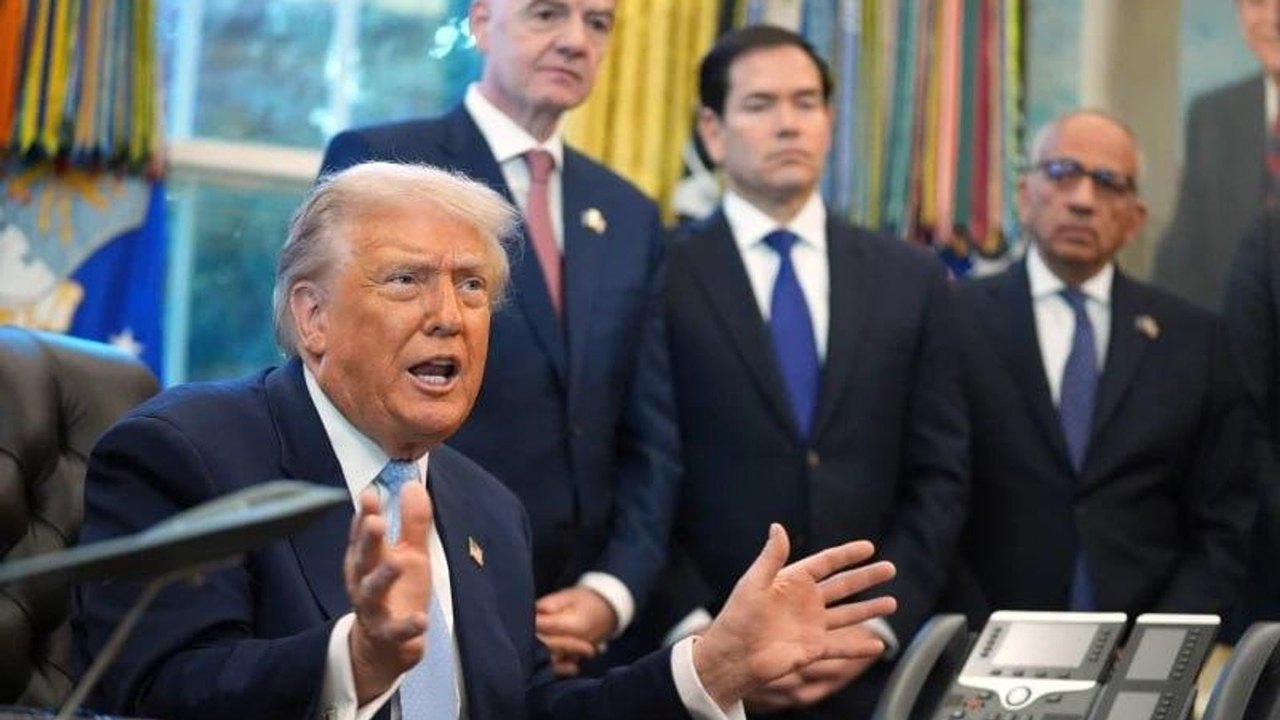 Trump critica veículos após ação contra restrições na Casa Branca