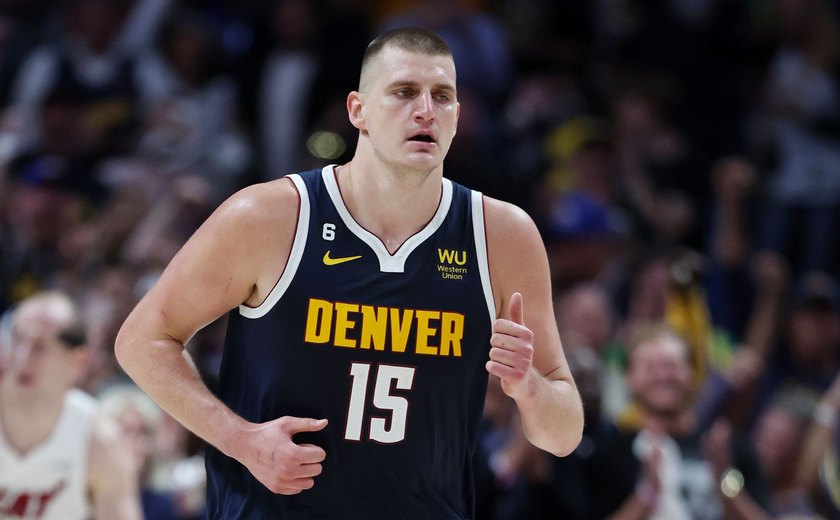 Nuggets freiam embalo do Hawks na NBA com triple-double de Jokic; Knicks ganham a 9ª seguida