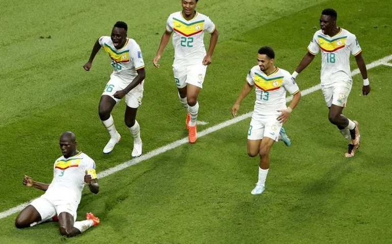 Senegal vence Equador por 2 a 1 e se classifica para as oitavas da Copa