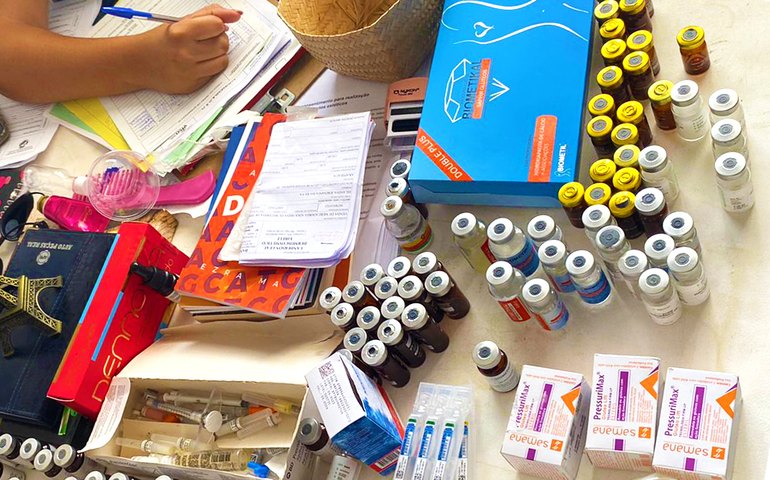Vigilância Sanitária apreende medicamentos adulterados em clínica de estética clandestina