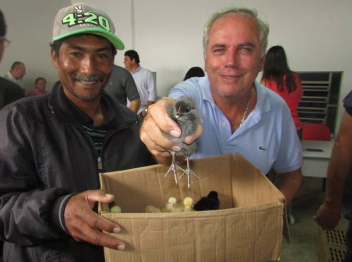 Prefeitura de Mar Vermelho promove a segunda etapa da Avicultura Familiar