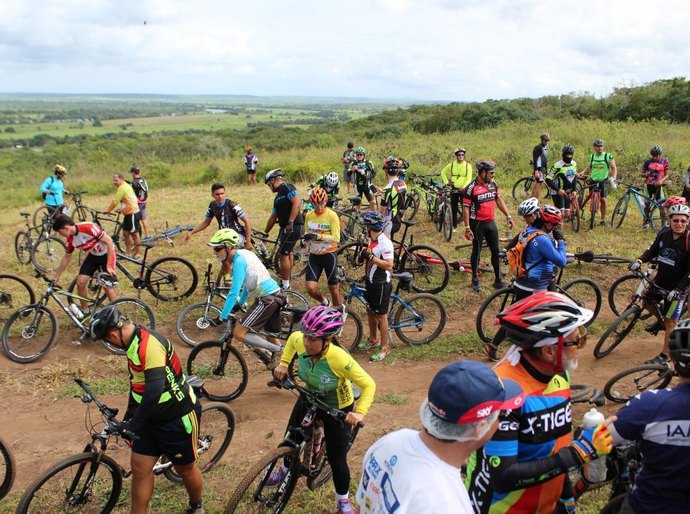 Ciclistas se aventuram na ‘Trilha Eu Amo Penedo’ no dia 07 de maio