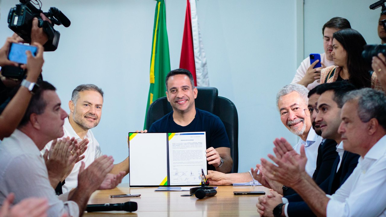 Governador e ministro autorizam duplicação da BR-424 e dão início ao Arco Metropolitano