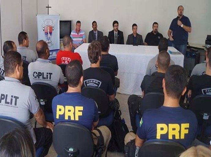 Academia de Polícia Civil de Alagoas inicia curso de abordagem avançada