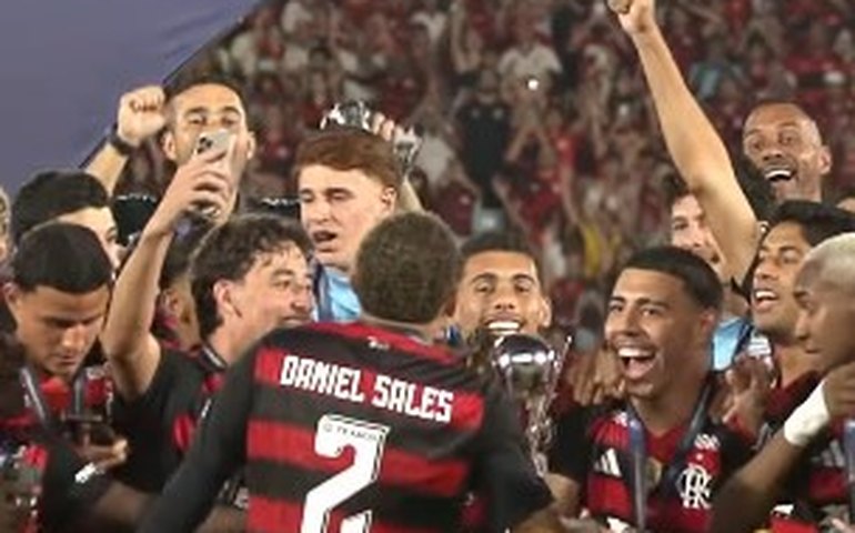 Flamengo busca empate heroico, vence Barcelona nos pênaltis e leva o bi no Mundial sub-20