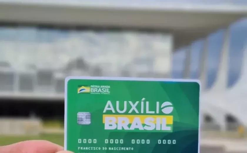 Calendário de pagamento do Auxílio Brasil de setembro é mantido para o dia 19