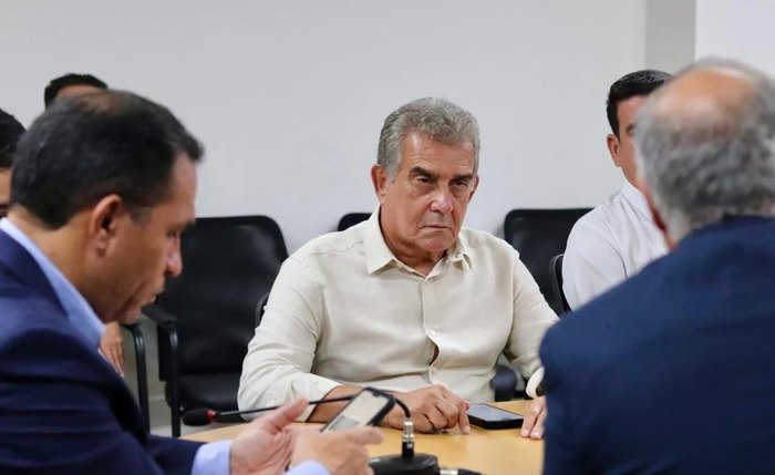 Jorge Dantas participa de reunião com coordenação da Caravana Federativa