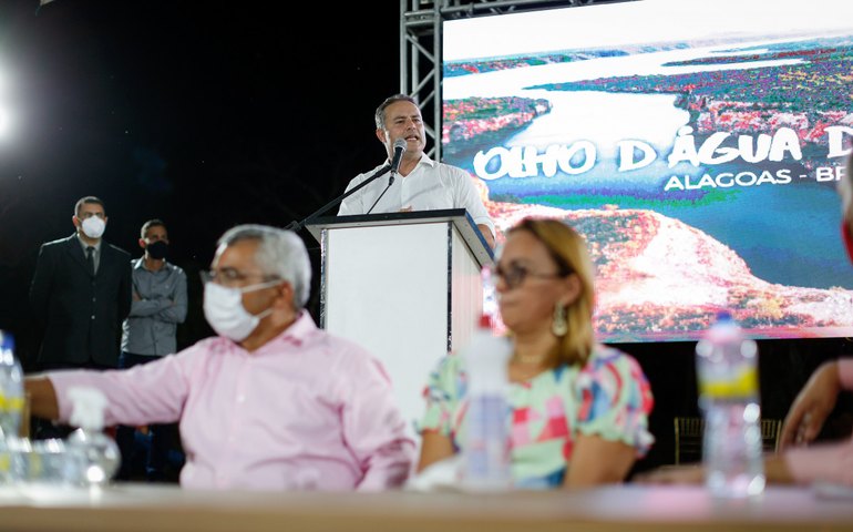 Governador anuncia construção de creche, CISP e conjunto habitacional em Olho D’Água do Casado