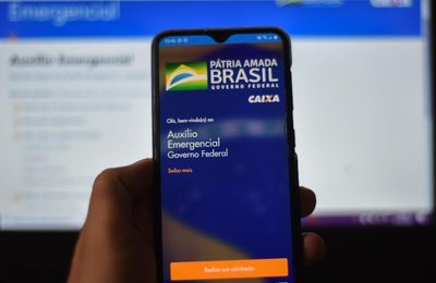 Caixa credita saque emergencial do FGTS para nascidos em março