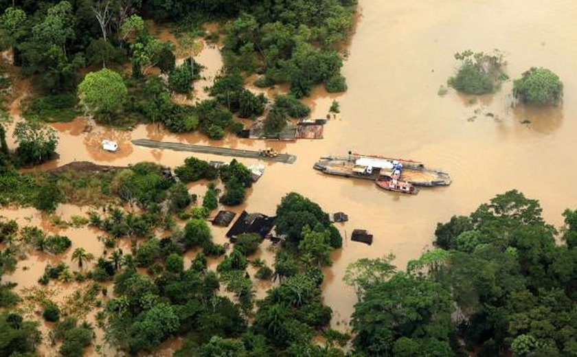 Acre é autorizado a importar combustível do Peru