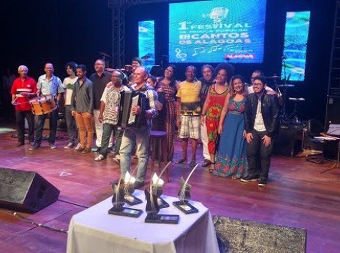 Luiz de Assis é o grande vencedor do Festival Em Cantos de Alagoas