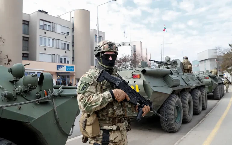 ‘Numa guerra, o que temos é uma verdade aproximada’, diz especialista em desinformação, mídia e política