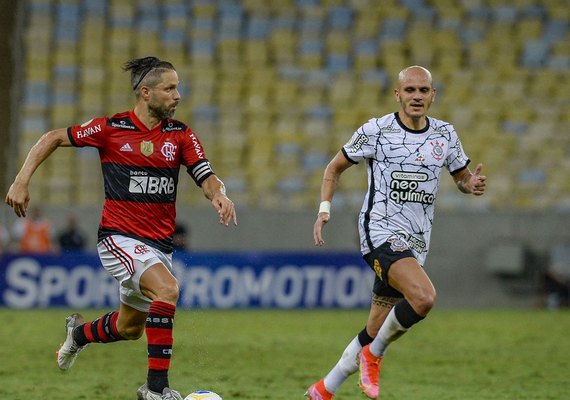 Com tabu de 9 jogos, Corinthians recebe o Flamengo em São Paulo