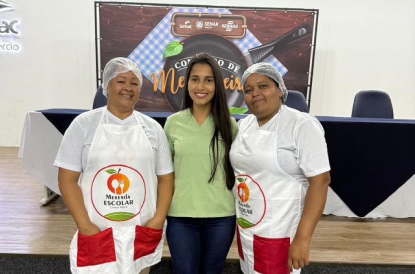 Merendeiras de Campo Alegre participam da etapa regional do Concurso de Merendeiras 2025