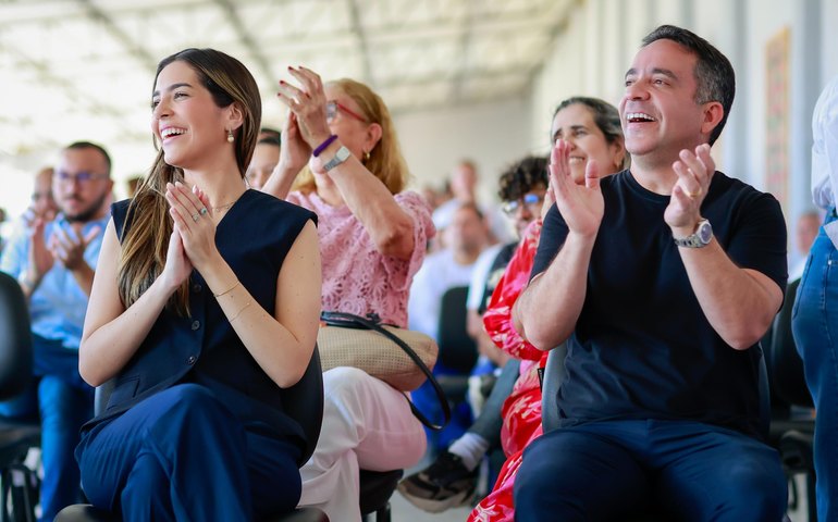Última edição do Café Literário de 2024 celebra resultados positivos do projeto Livros que Libertam