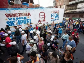 Venezuela diz que exportação de petróleo prossegue apesar de ameaça dos EUA