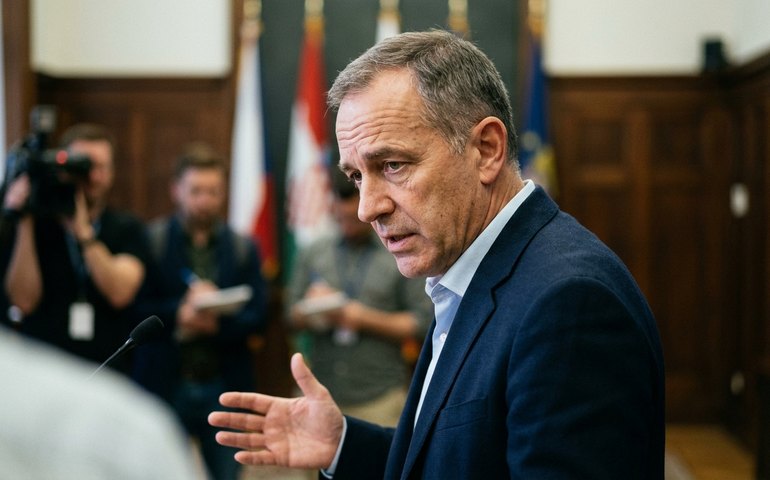 Delegado desmonta 'suicídio' e diz que coronel tinha 'ciúme patológico' da mulher