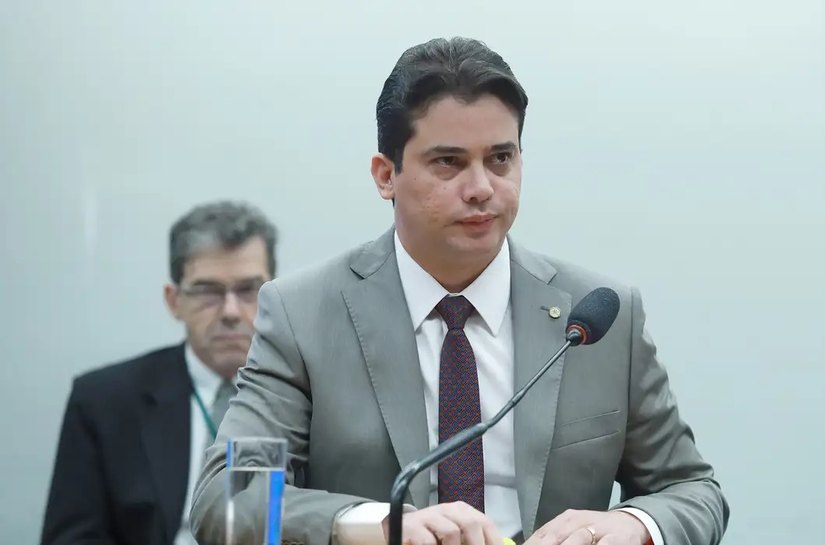 Deputado nega envolvimento com suposto desvio de recursos de município