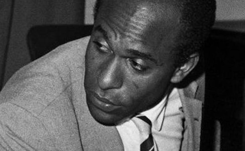Qual o legado de Frantz Fanon para o movimento anticolonial?
