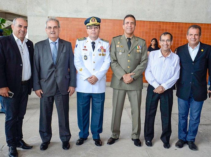 Chefe da Assessoria Militar do TCE/AL agraciado com a Medalha do Mérito Bombeiro