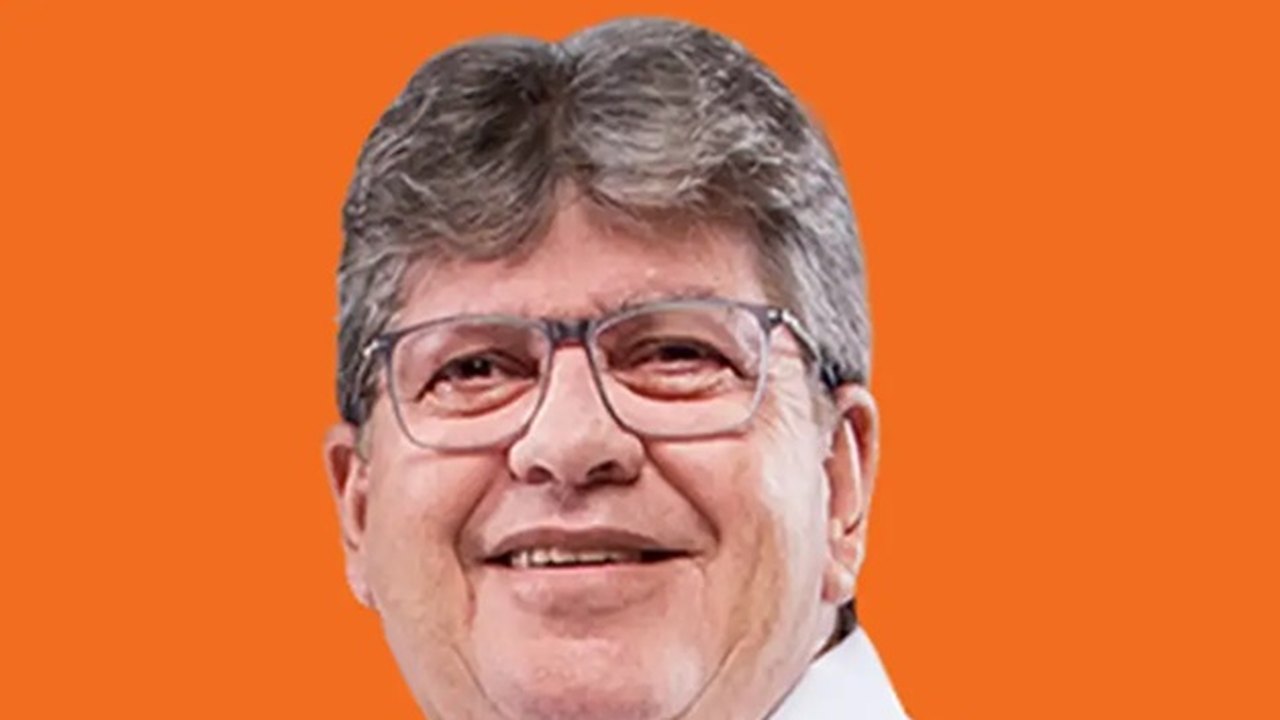 Com 97% apurados, João Azevêdo (PSB) é reeleito governador da Paraíba