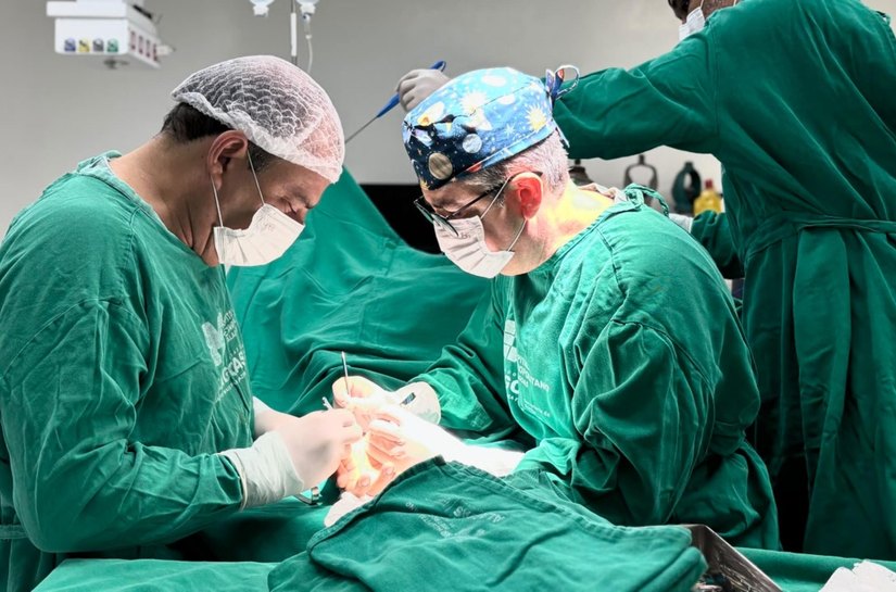 Cirurgia de alta complexidade no Hospital Metropolitano de Alagoas devolve funcionalidade da mão de paciente