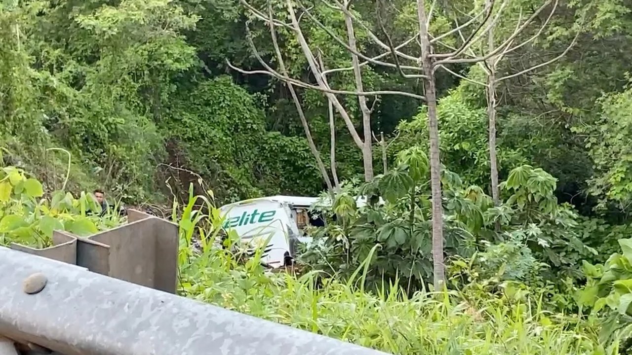 Acidente de ônibus deixa 15 mortos no México