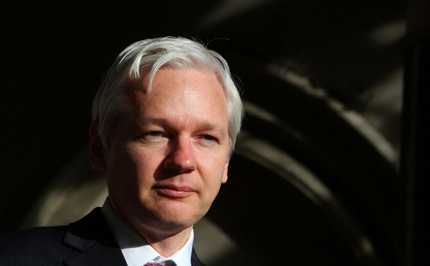 Julian Assange foi alvo de plano de assassinato da CIA, diz advogado em análise de último recurso contra extradição para os EUA