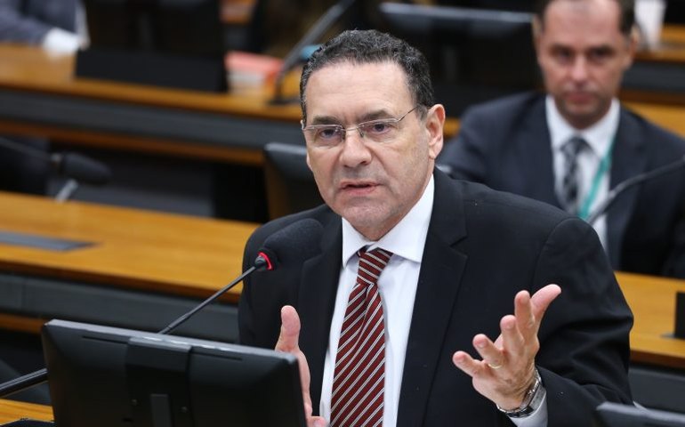 Comissão aprova compensação de débitos com a Receita para firmas em recuperação judicial