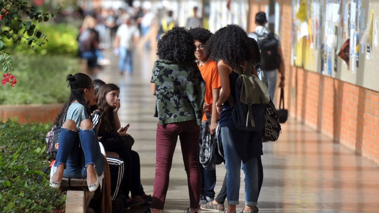Ainda sem data de retorno, MEC lança protocolo de segurança para volta às aulas