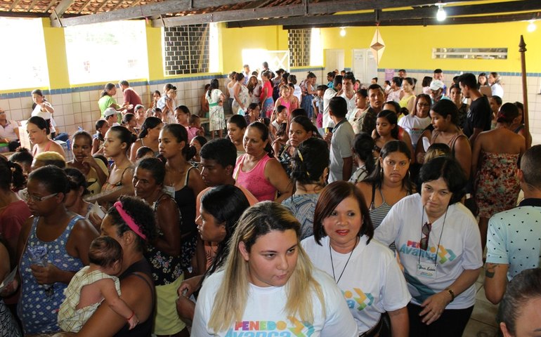 Secretarias se unem para levar serviços aos munícipes da zona rural e urbana de Penedo