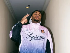 Orochi é contido por seguranças após briga com influenciador no Rio