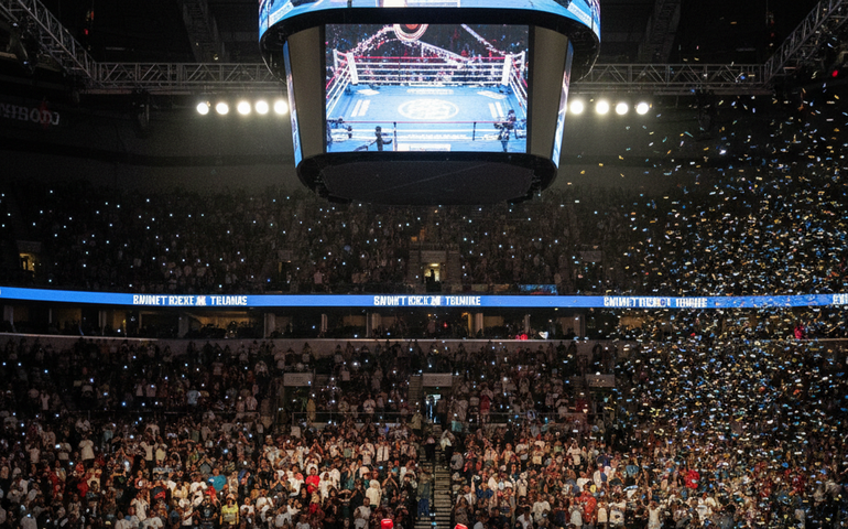 Anthony Joshua supera Jake Paul com nocaute no sexto round e mira Tyson Fury