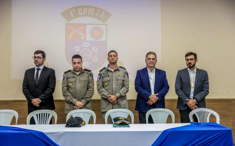 Delegados e agente da Polícia Civil são homenageados pela 1ª Companhia da PM