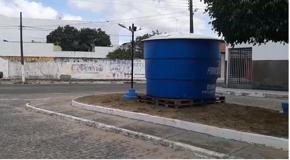 caixa dágua em tobias