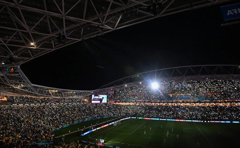 Primeiro dia de Copa do Mundo feminina tem recordes de público na Austrália e Nova Zelândia