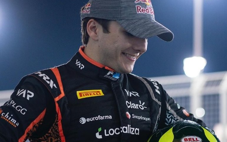 Enzo Fittipaldi ganha corrida da Fórmula 2 e chora ao lembrar do tio Wilsinho