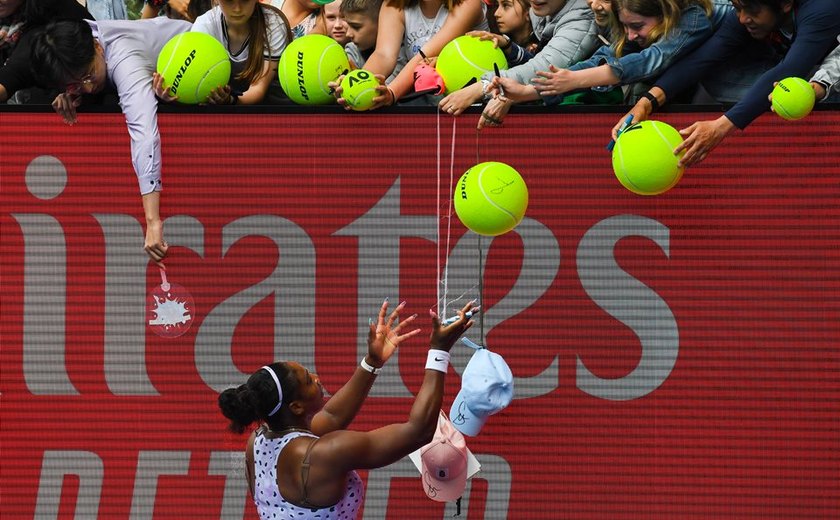 Serena, Barty, Osaka e Wozniacki estreiam com vitória no Aberto da Austrália