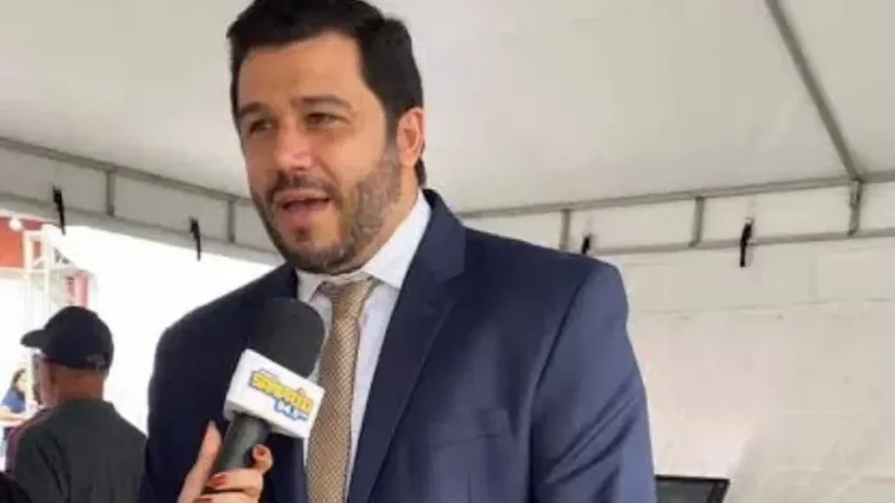 Lúcio reage, chama Salomão de “parlapatão” e amplia confronto verbal na Câmara de Palmeira