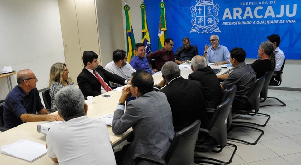 REUNIAÕ TAXI E PREFEITO 
