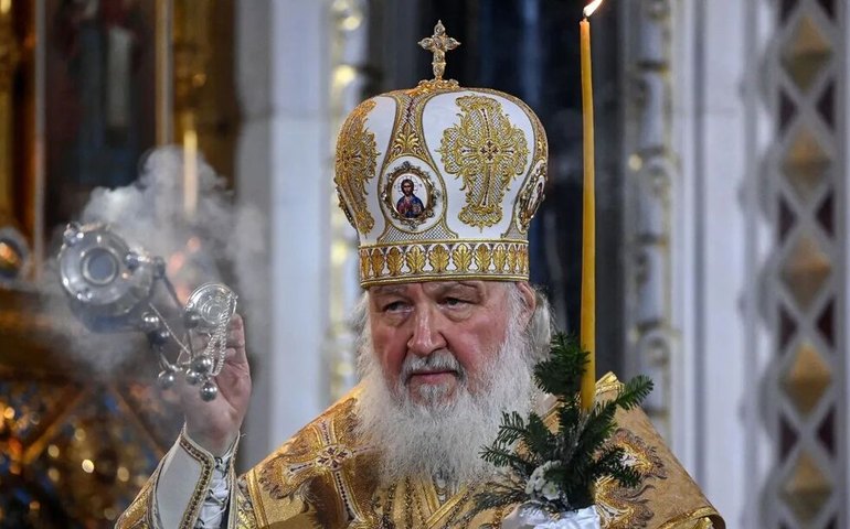 Parlamento ucraniano vota a favor de proibir igreja ortodoxa vinculada a Rússia