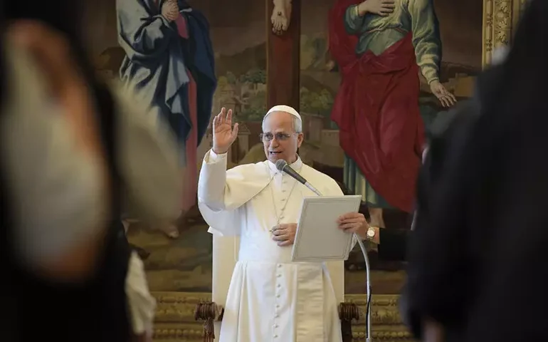 'Nenhum povo pode ser forçado ao exílio', diz papa Leão XIV