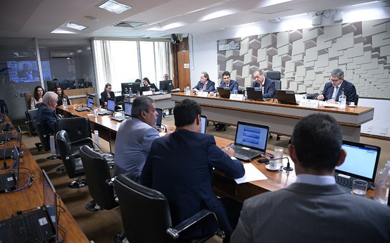 Diretor admite responsabilidade da Braskem por afundamento em Maceió