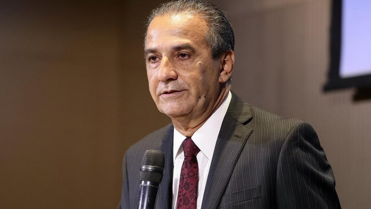 Malafaia defende Ribeiro, mas elogia Bolsonaro e mantém isolamento do ex-ministro