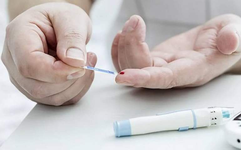 Pandemia faz metade dos países interromperem tratamento de hipertensão e diabetes
